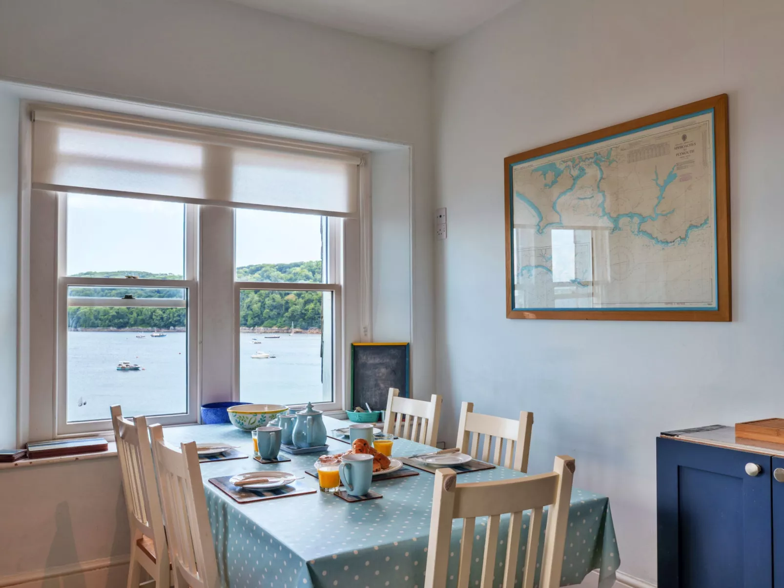 Rock House, Kingsand-Drinnen