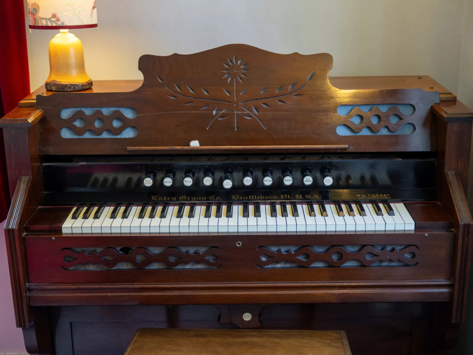 White House Retreat-Dedans