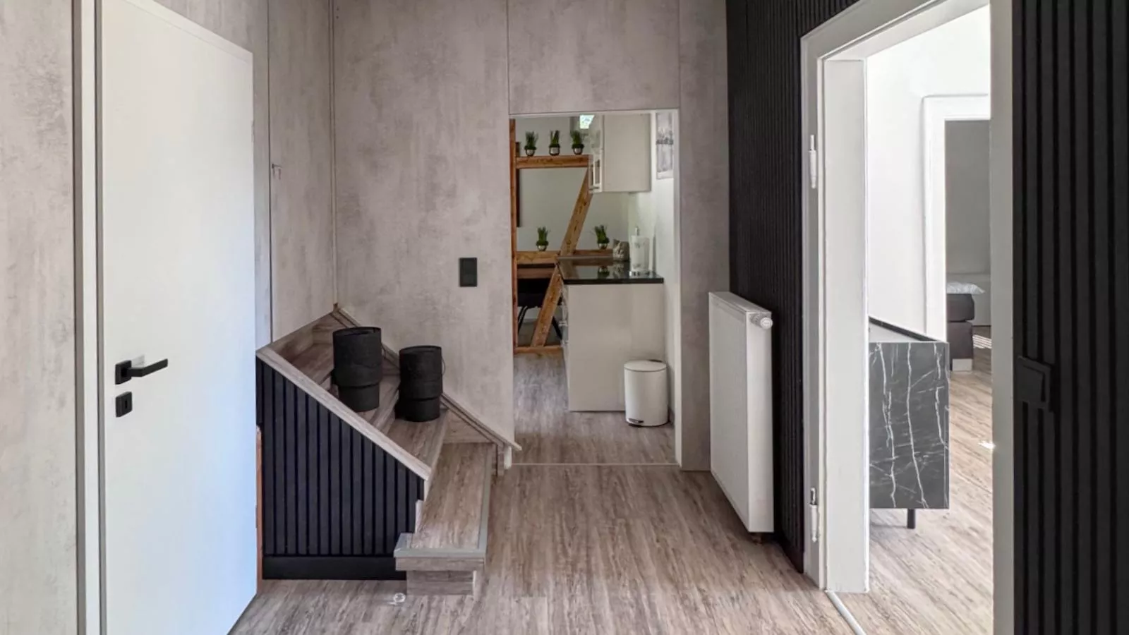 Forsthaus Heinrichsbach-Flur