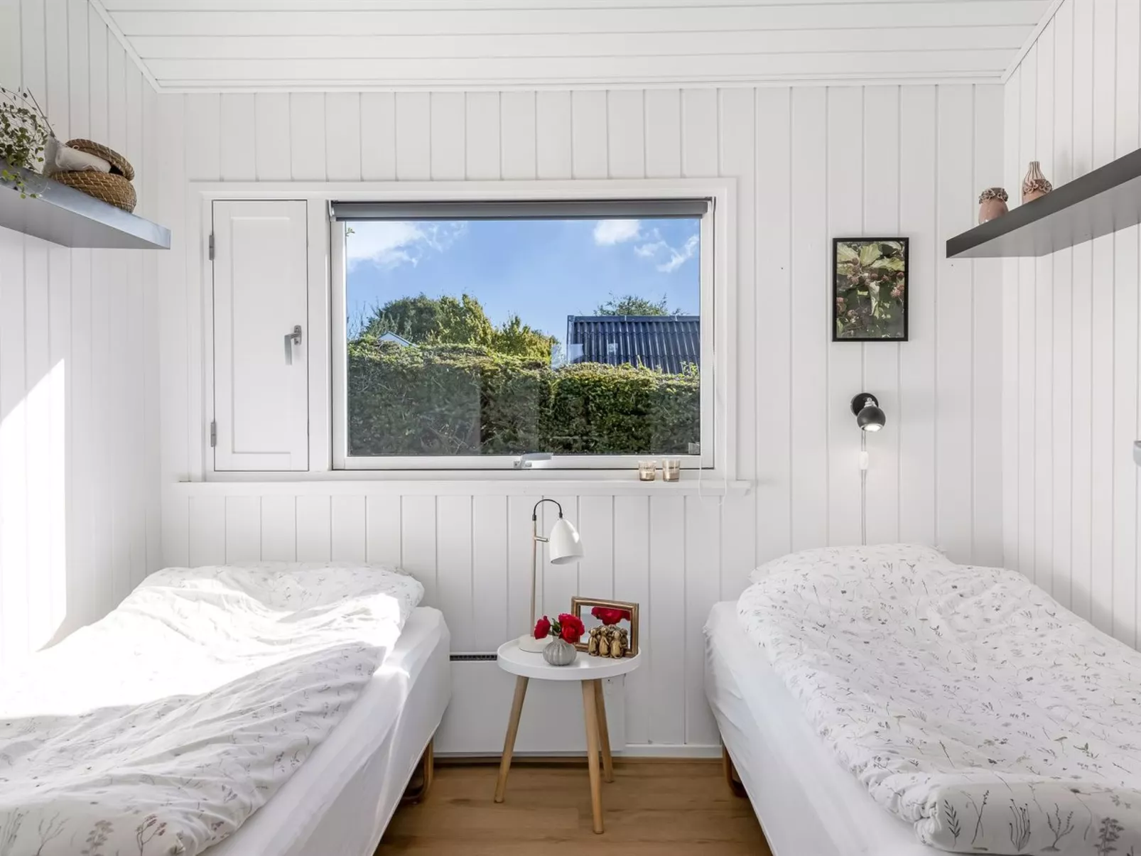 "Quanna" - 450m from the sea-Inside