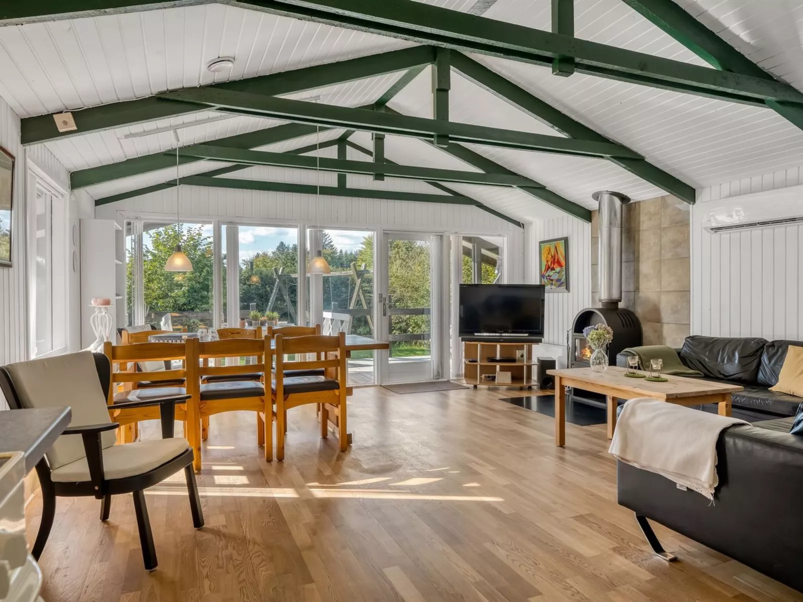 "Inola" - 3.5km from the sea-Drinnen