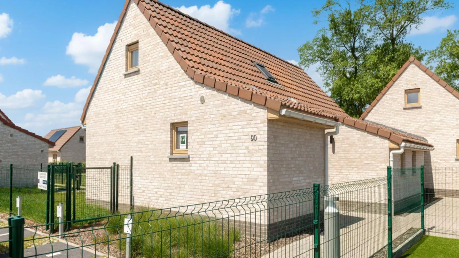 Westhinder I H90-Außenbereich Sommer