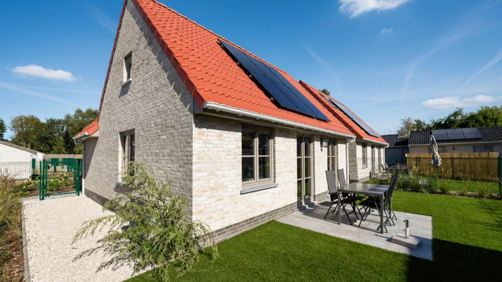 Westhinder II H54-Außenbereich Sommer