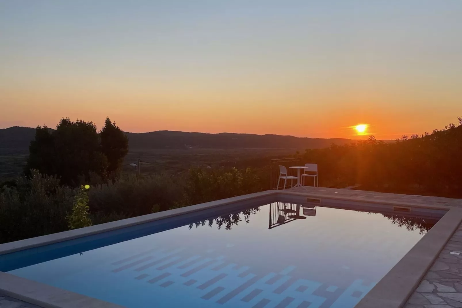 Villa Oliva - Two Bedroom Villa with Terrace and Swimming pool-Schwimmbad