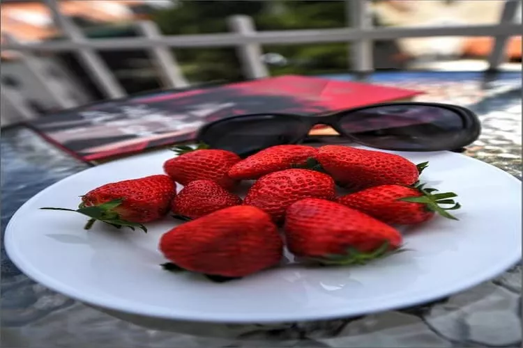 Deluxe Double Room with Double Bed and Balcony (3)-Innenbereich