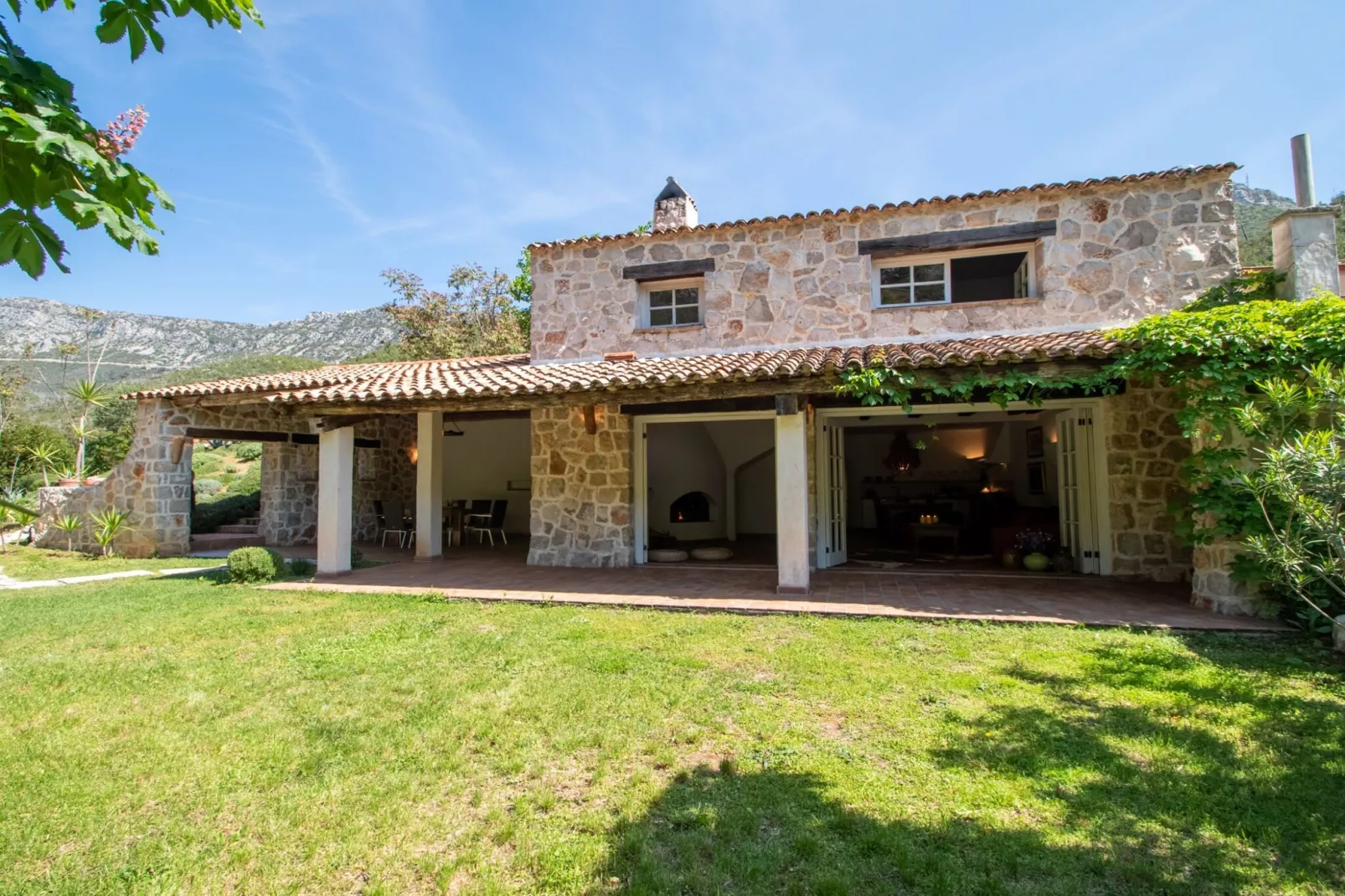 Stone House Anfitrite - Two Bedroom Villa with Private Pool and Terrace-Im Freien