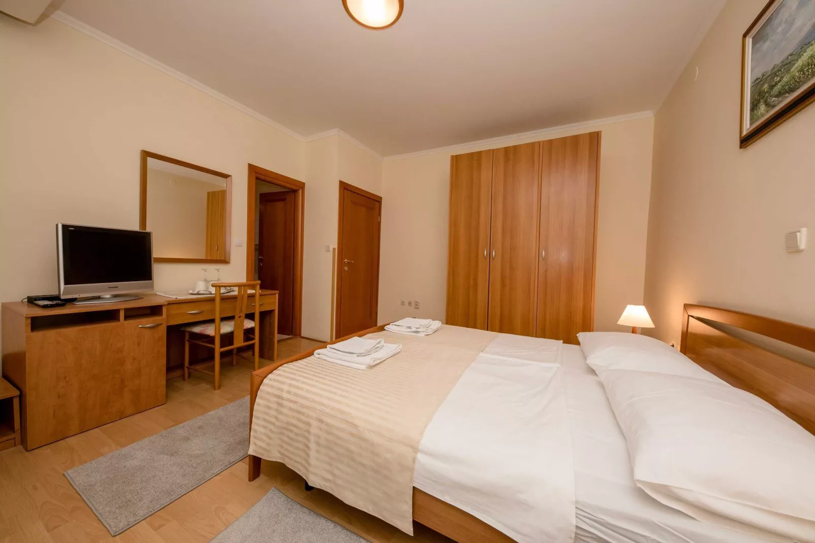 Guest House Villa Anggela - Classic Double room with Balcony and Sea View (BR1)-Indoor