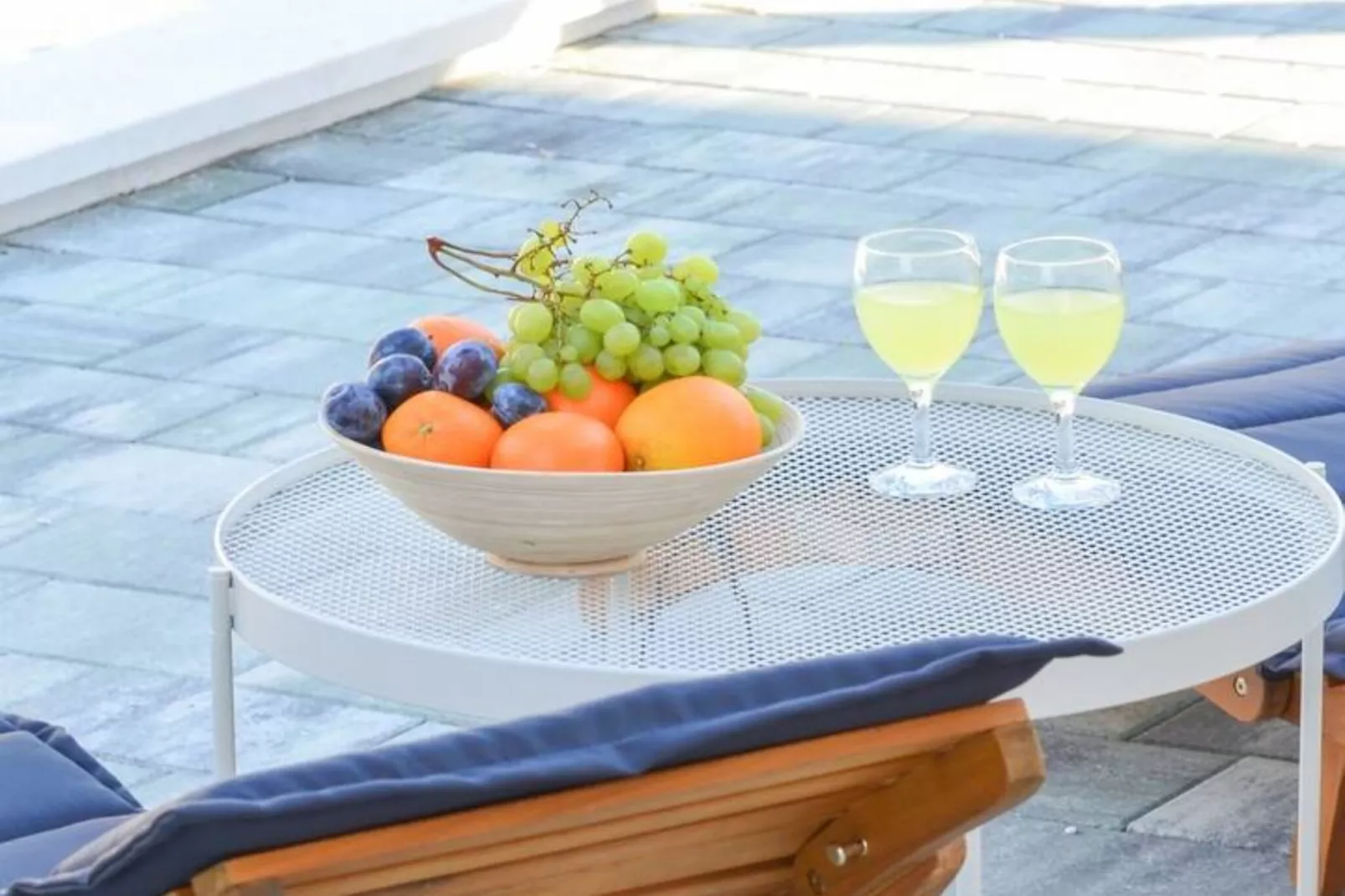 Villa With Pool-Schwimmbad