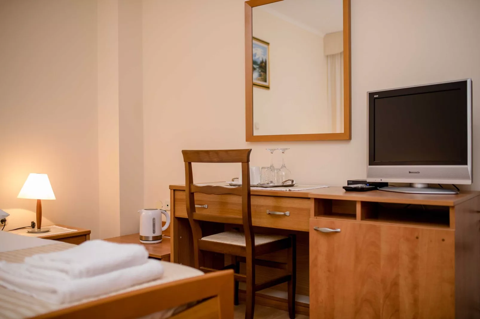 Guest House Villa Anggela - Double Room with Balcony and Sea View (BR3)-Indoor