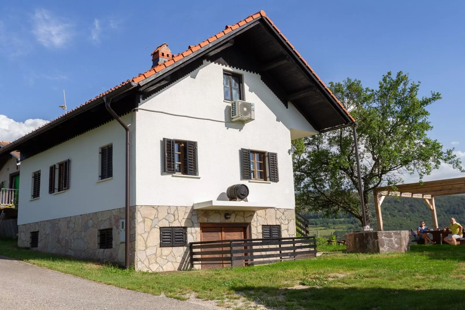 Hillside Haven Holiday Home with Sauna and Hot-Tub - One Bedroom Holiday Home with Sauna and Hot-Tub-Extérieur