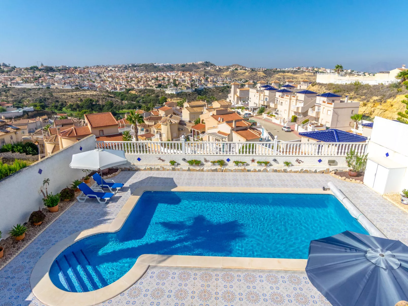 Villa Recorral-Dehors