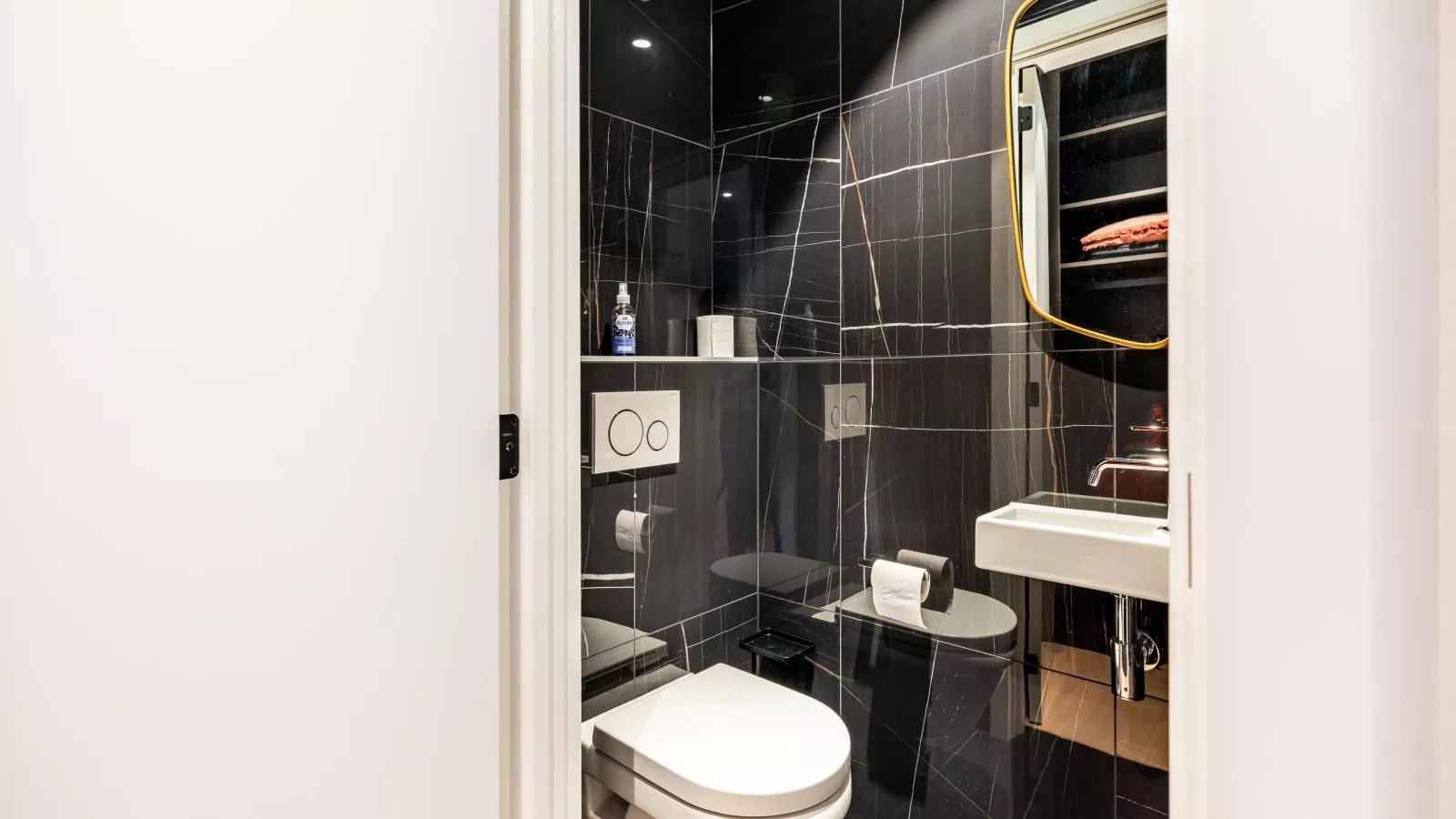 Ferrel eerste-Salle de bain