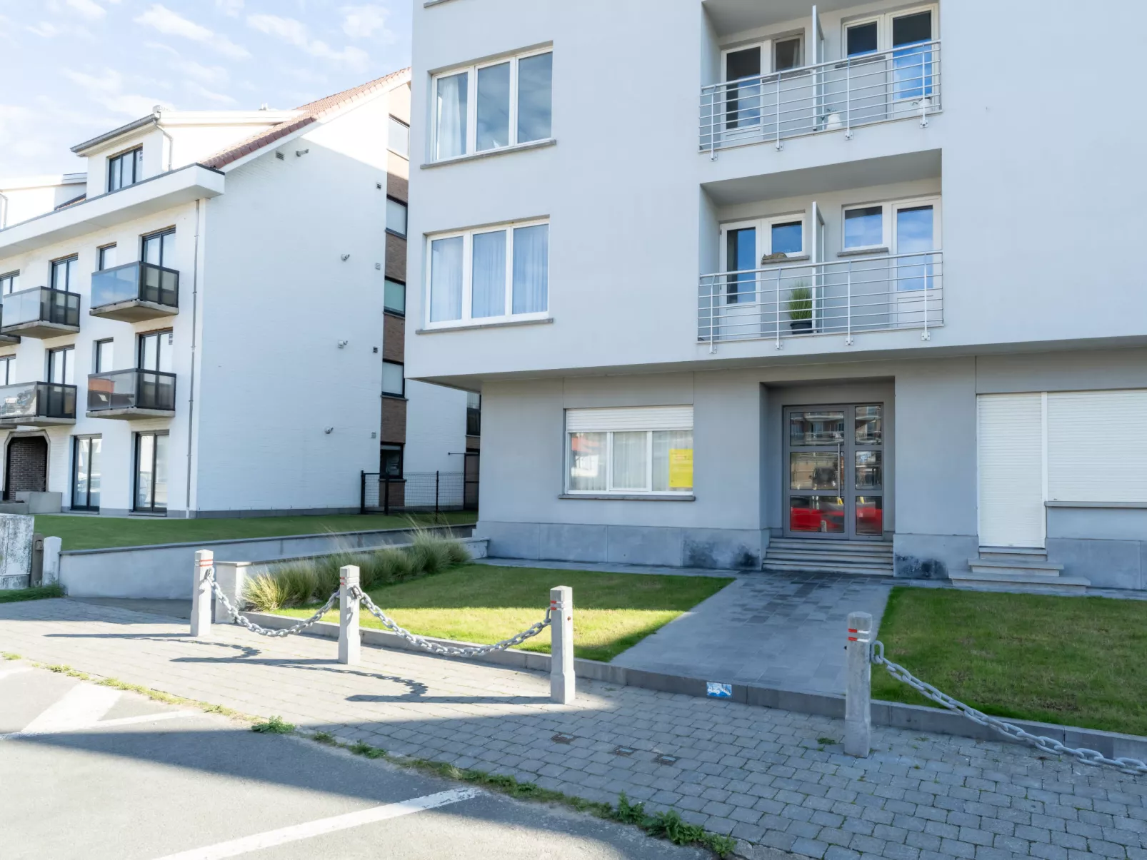 Blanc Rivage with garage-Outside