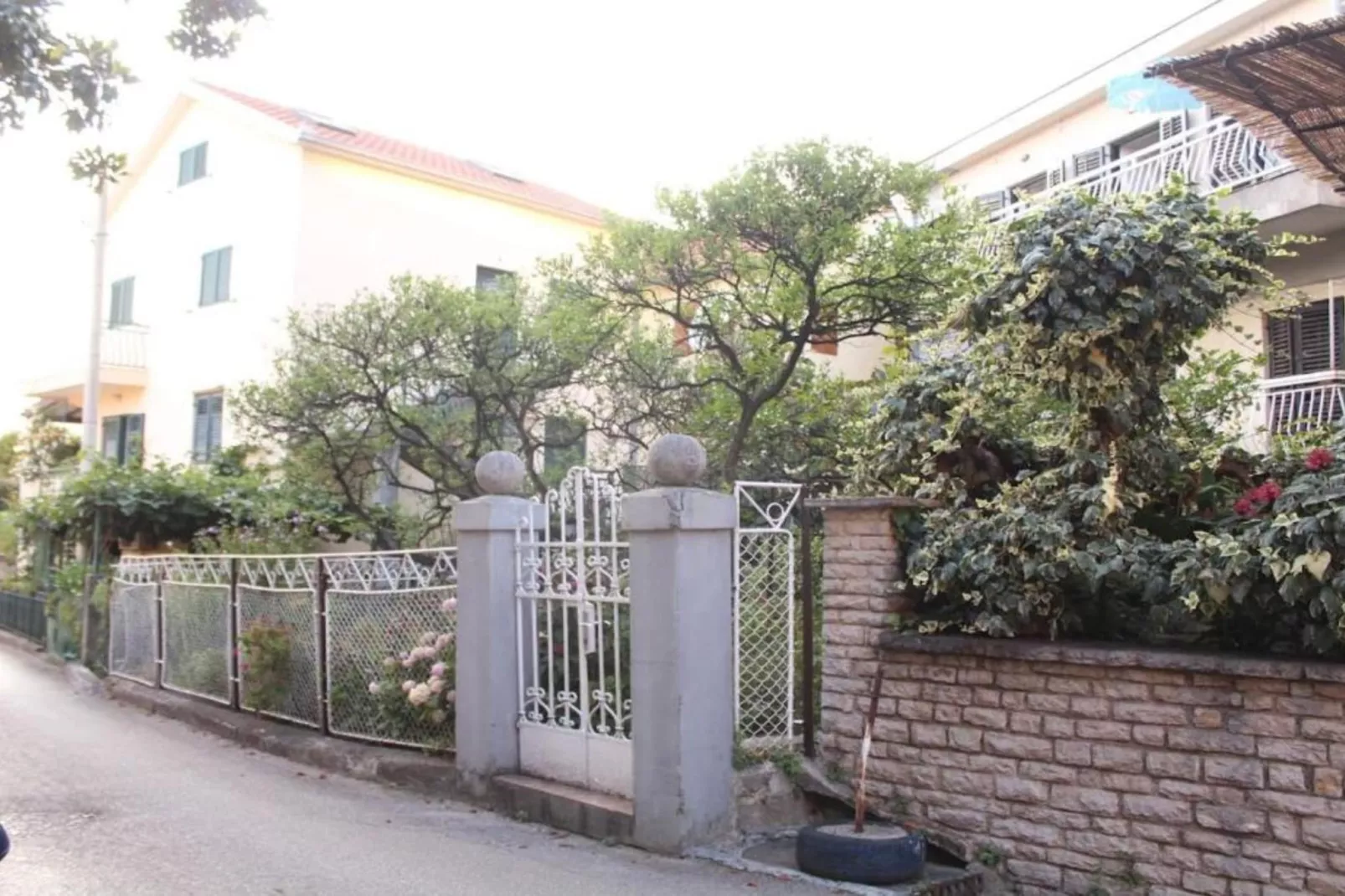 City & Sea Escape – A Perfect Stay in Herceg Novi - Two Bedroom Apartment with Seaview-Extérieur