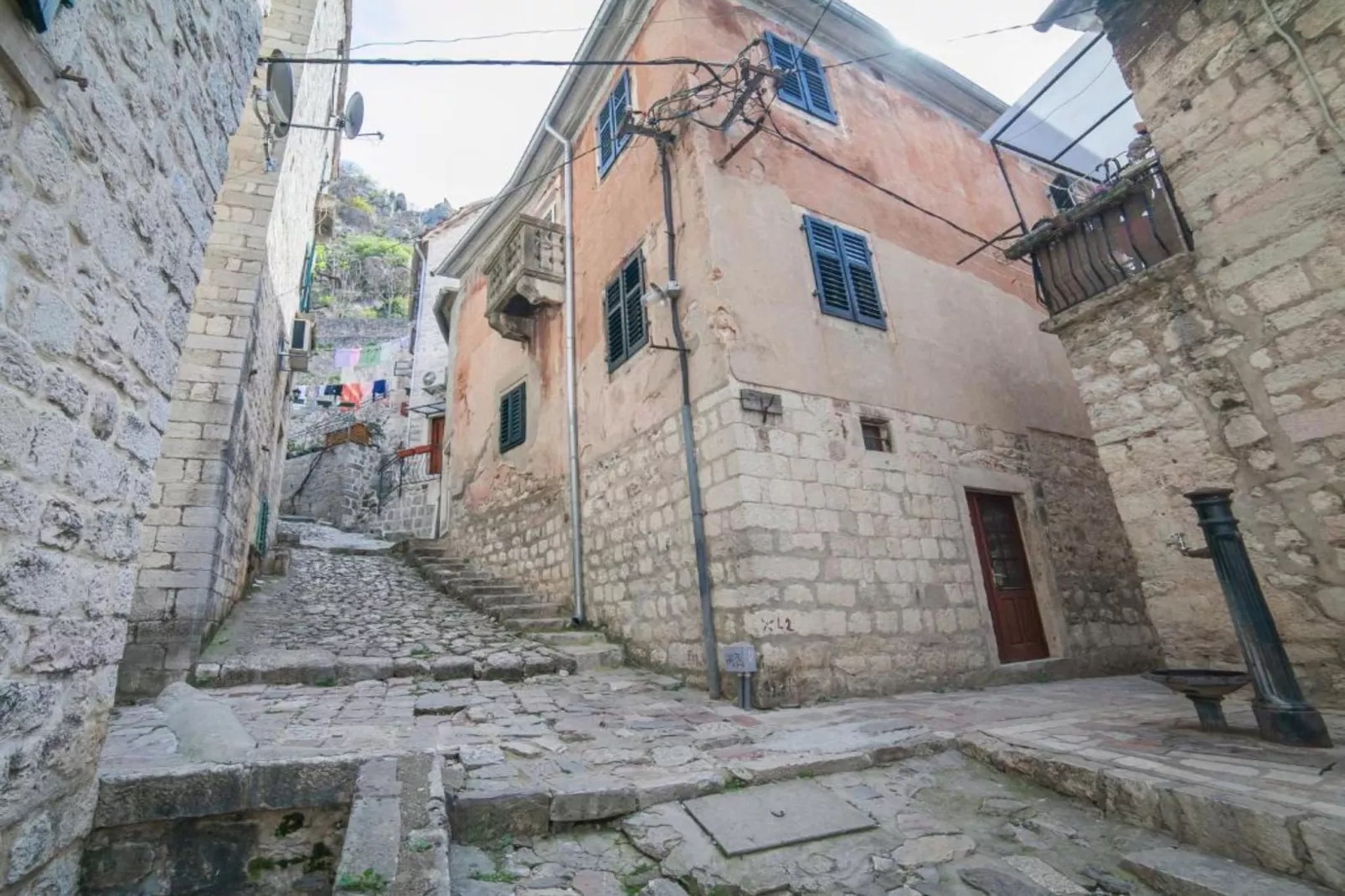 Cozy Stay in Kotor’s Old Town - Studio Apartment-Outdoor