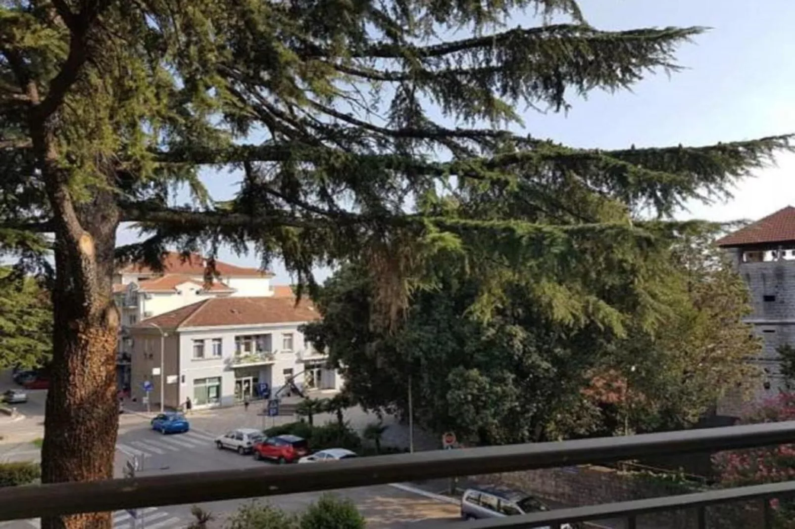 Relaxing Tivat Stay with Balcony & Free Parking - Two Bedroom Apartment-Extérieur