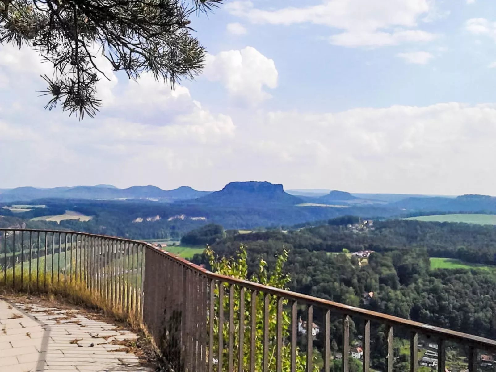 Jiřetínská chaloupka-Dehors