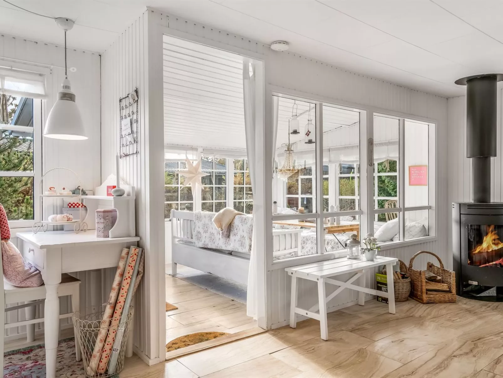 "Kamilla" -  from the sea-Inside