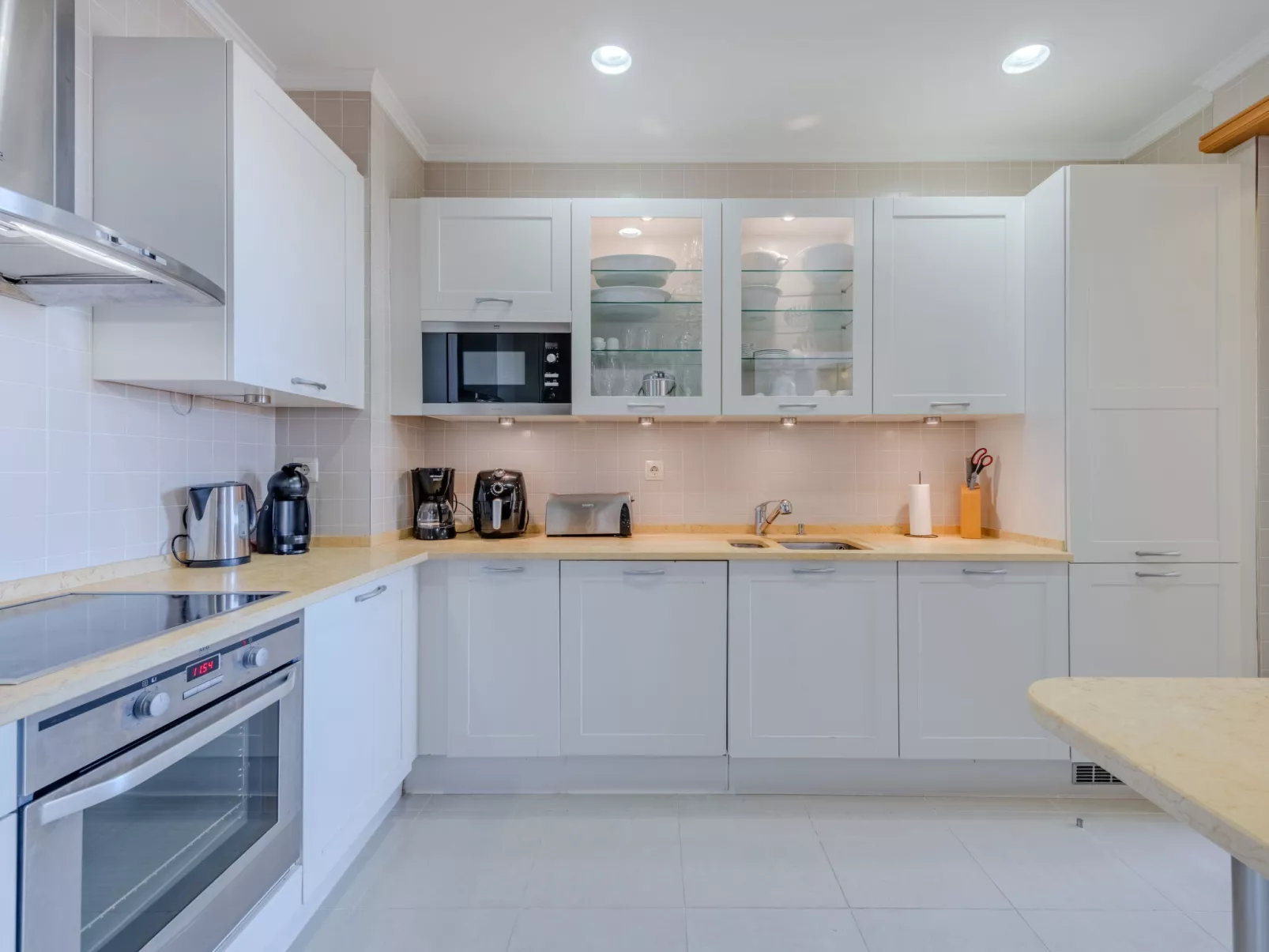 The Residence at Victoria-Inside