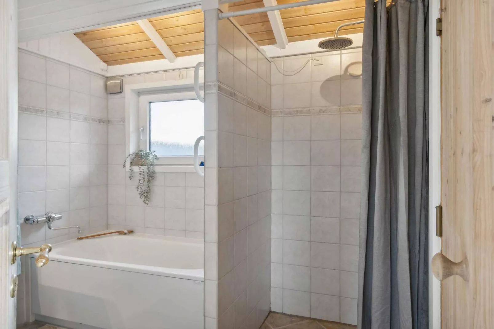 5 Sterne Ferienhaus in Rønde-Innenbereich