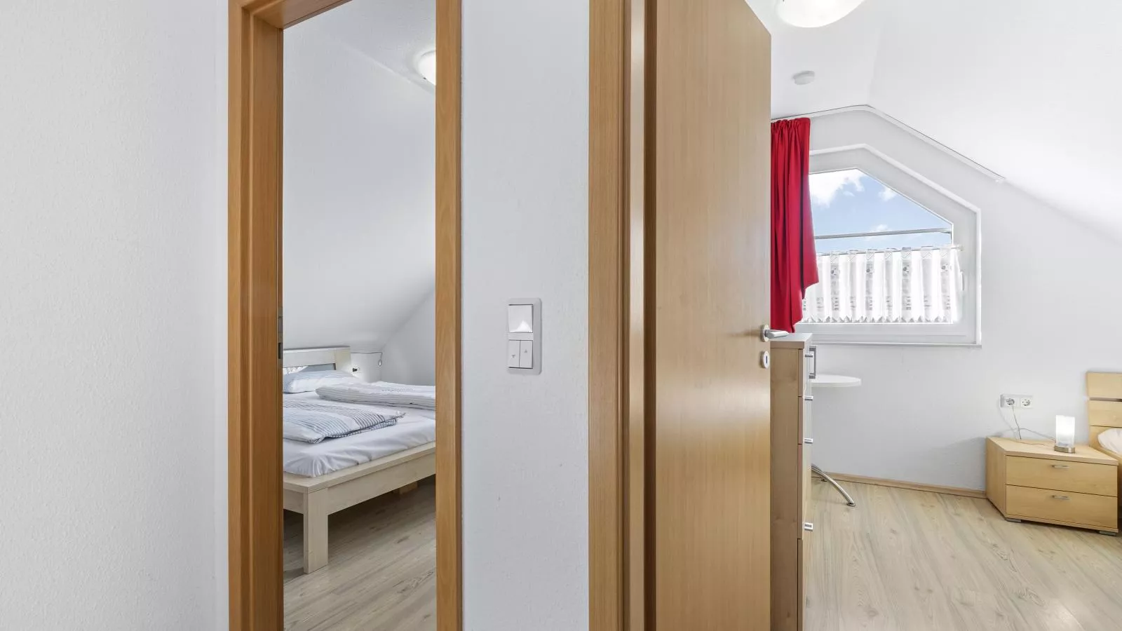 Windflüchter rechts-Schlafzimmer