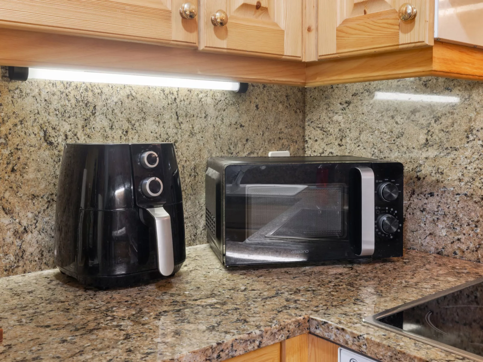 Les Pierres C 3-Drinnen