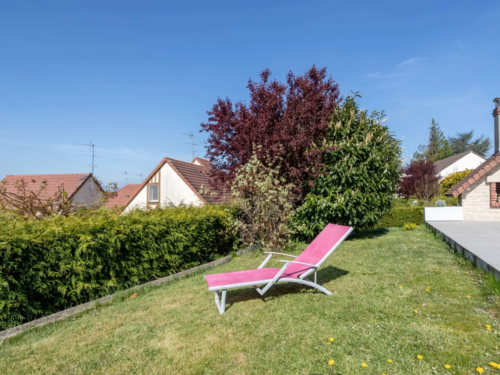 Les Jonquilles-Draußen