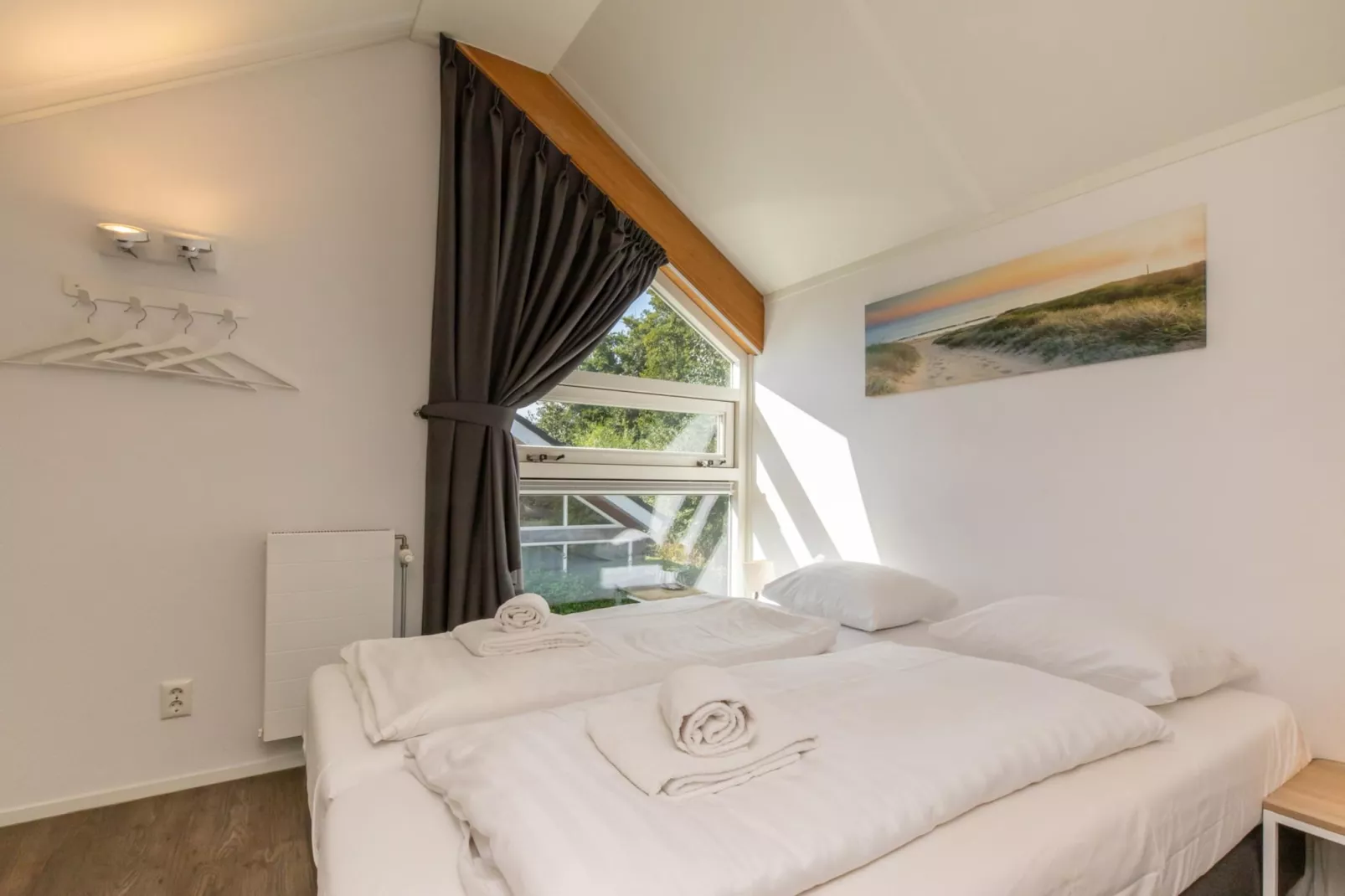 Zonnedorp 23 Zeeland Huis Renesse: Luxury Beach Holiday | Close to North Sea-Chambre
