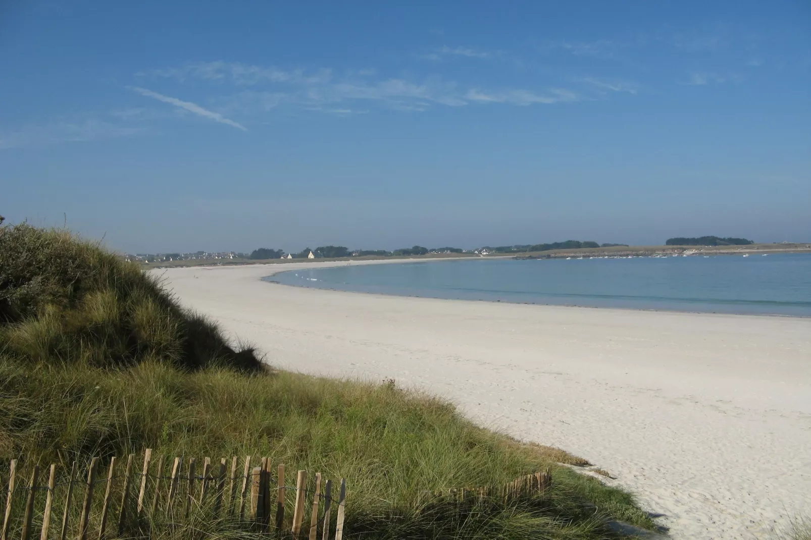 Doppelhaushälfte in Milizac-Areas within 20km in summer