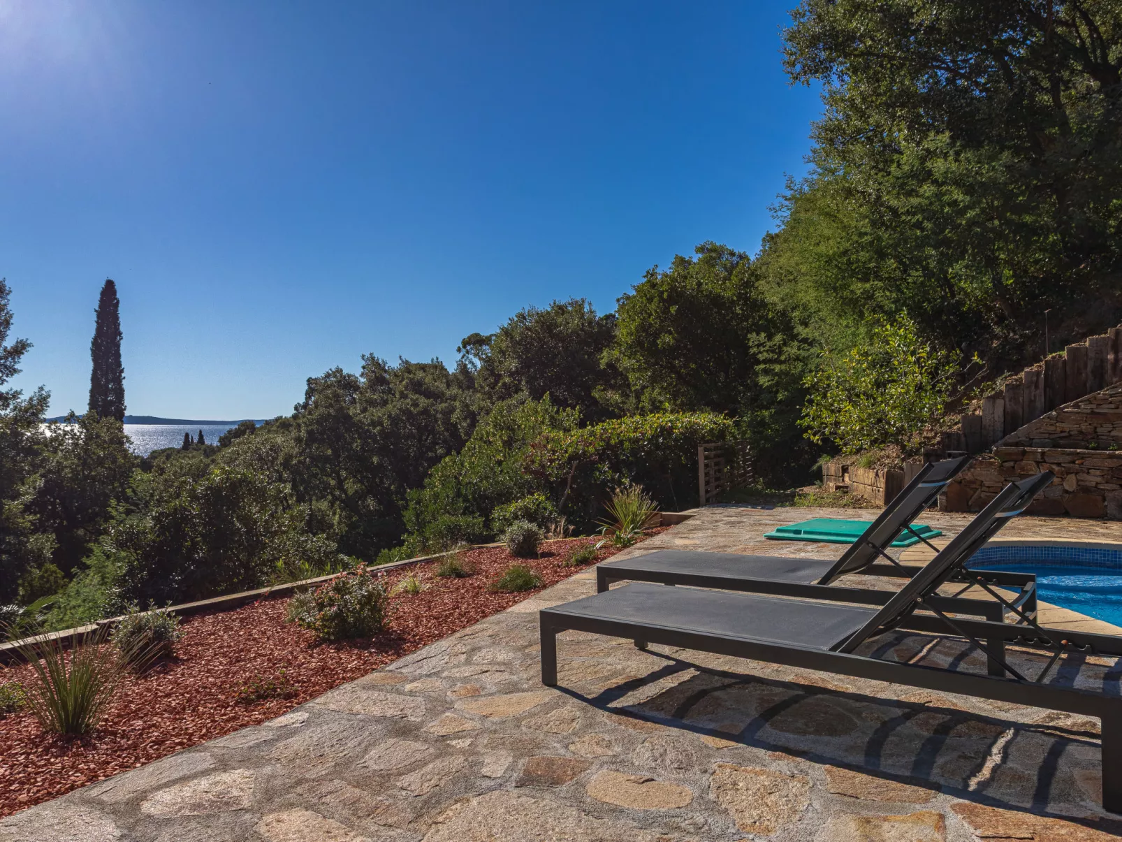 Villa du Canadel-Outside