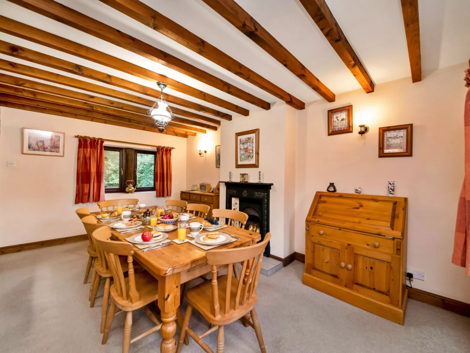 The Shires at Alstonefield-Dedans