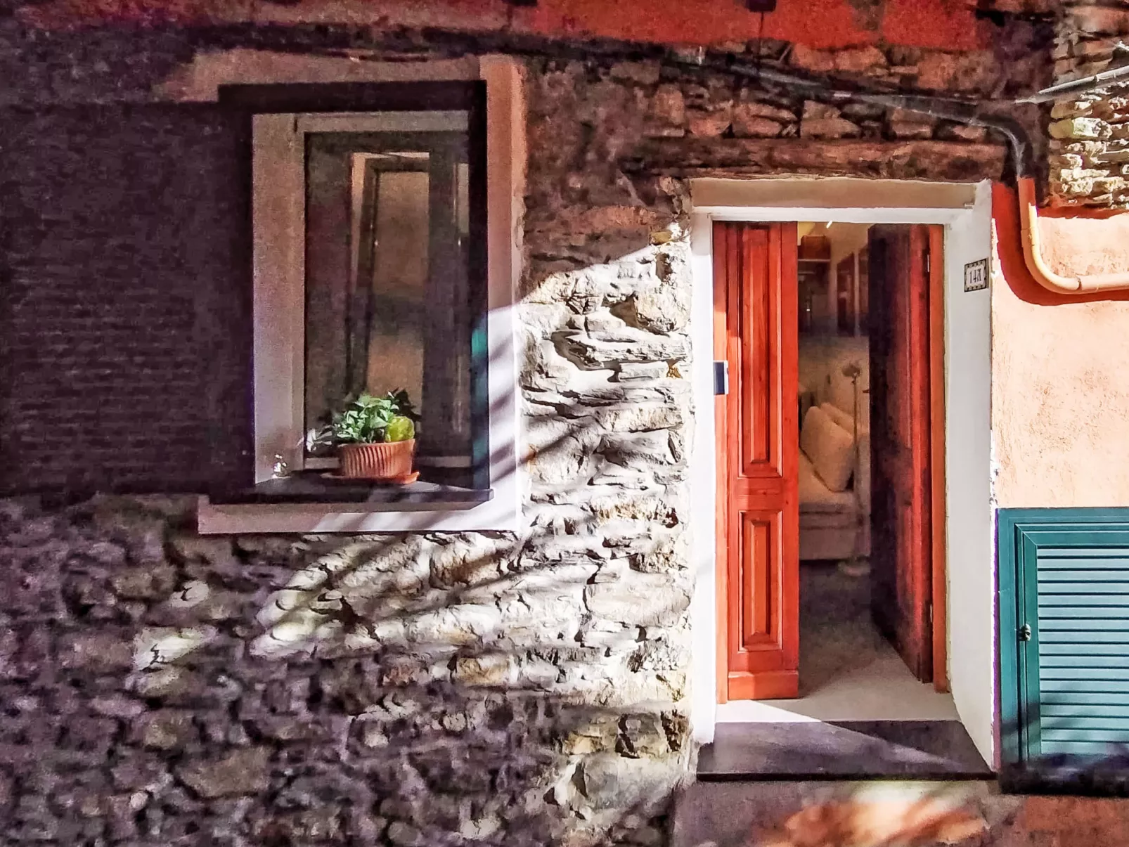 Terrazza con glicine-Draußen