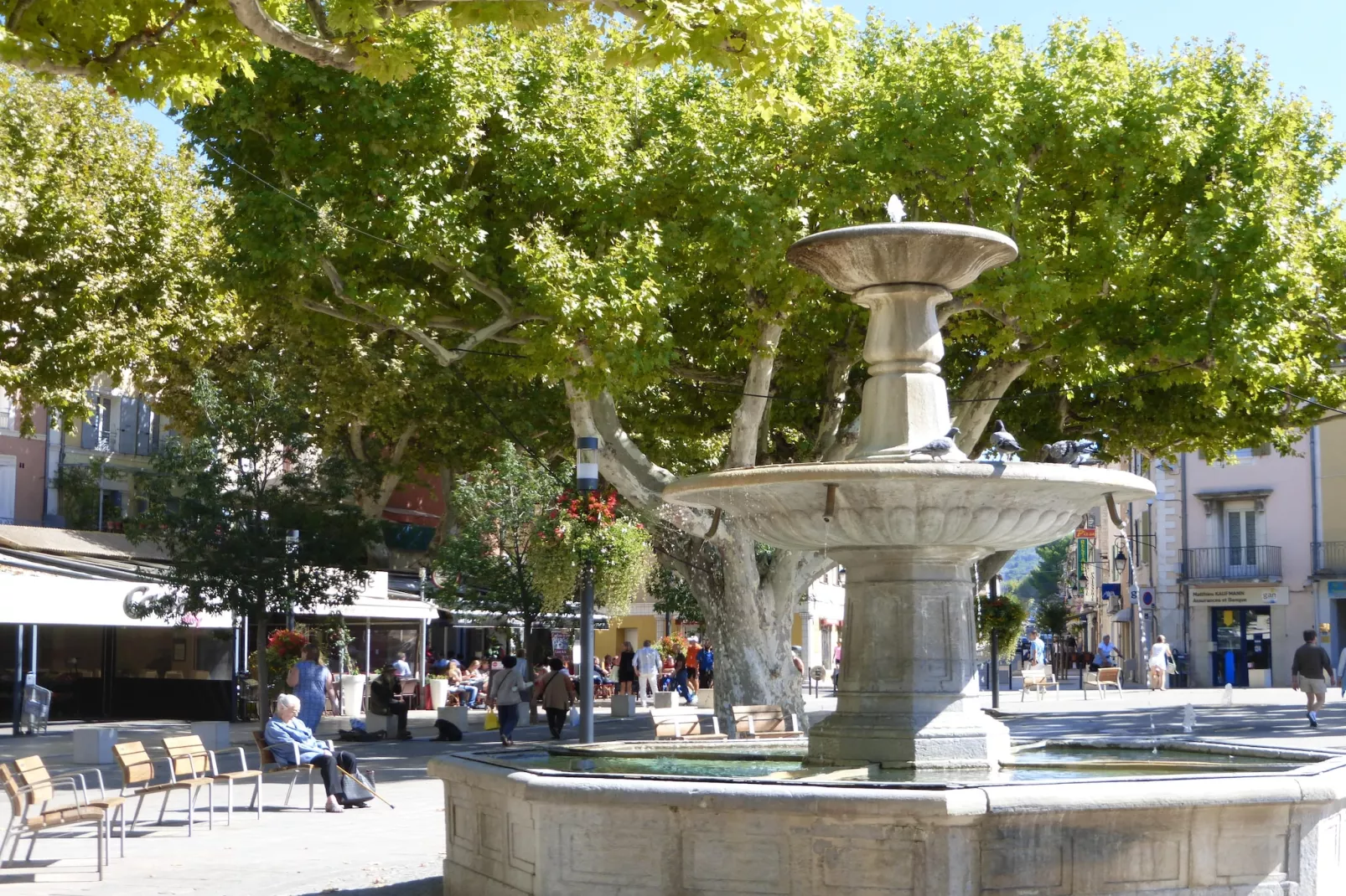 Doppelhaushälfte in Bédoin-Areas within 20km in summer