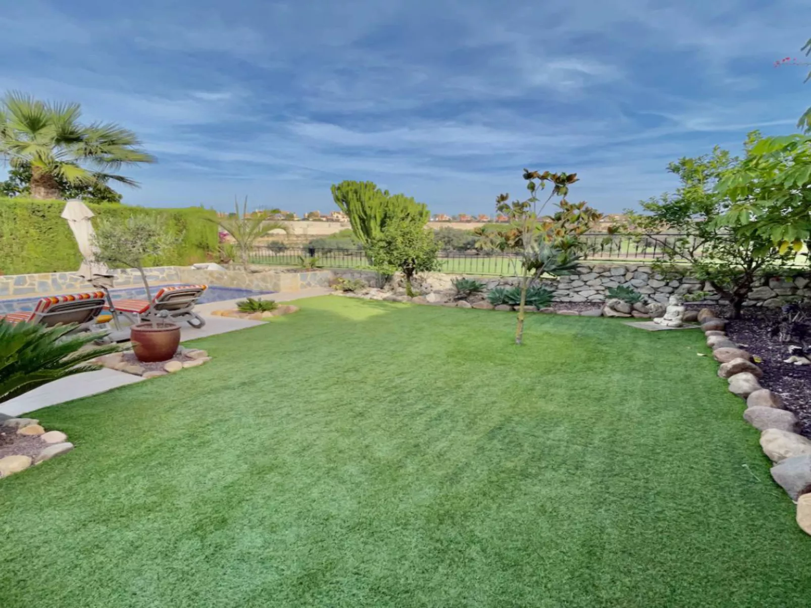 La Finca Frontline-Draußen