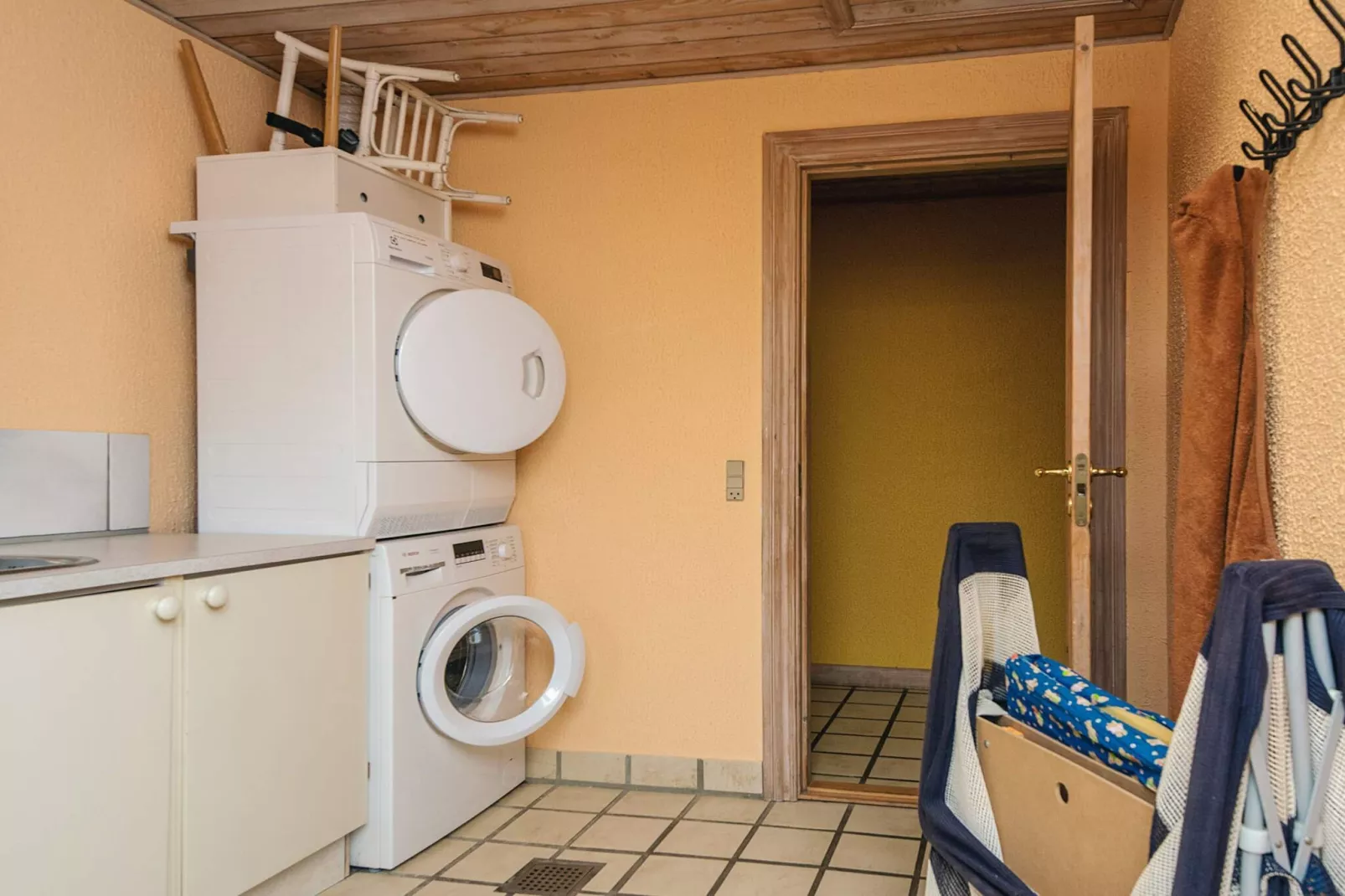 12 person holiday home in Oksbøl-Indoor