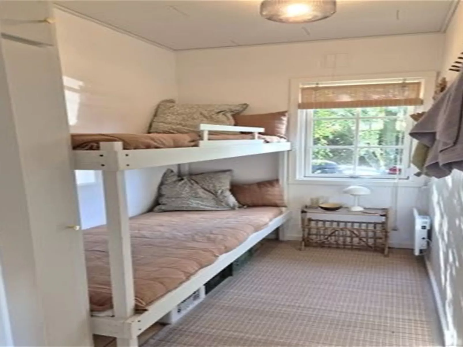 "Yvette" - 350m from the sea-Inside