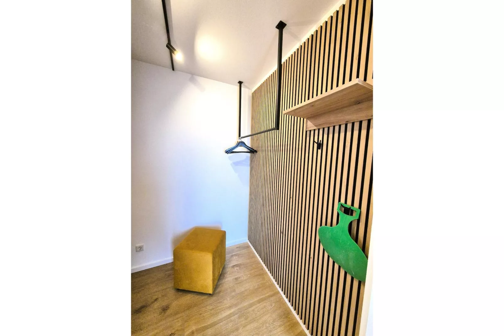 NEW ADD 1 SZ/4 P- Winterberg Appartement 21141 Penthouse-Terrasse/Balkon