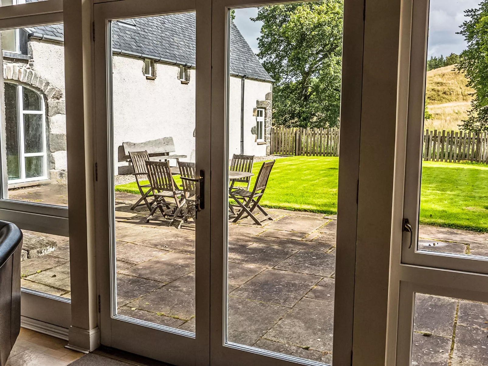 Corrimony View-Dehors