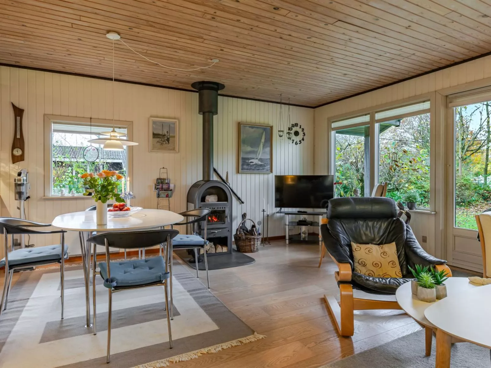 "Mika" - 300m from the sea-Inside