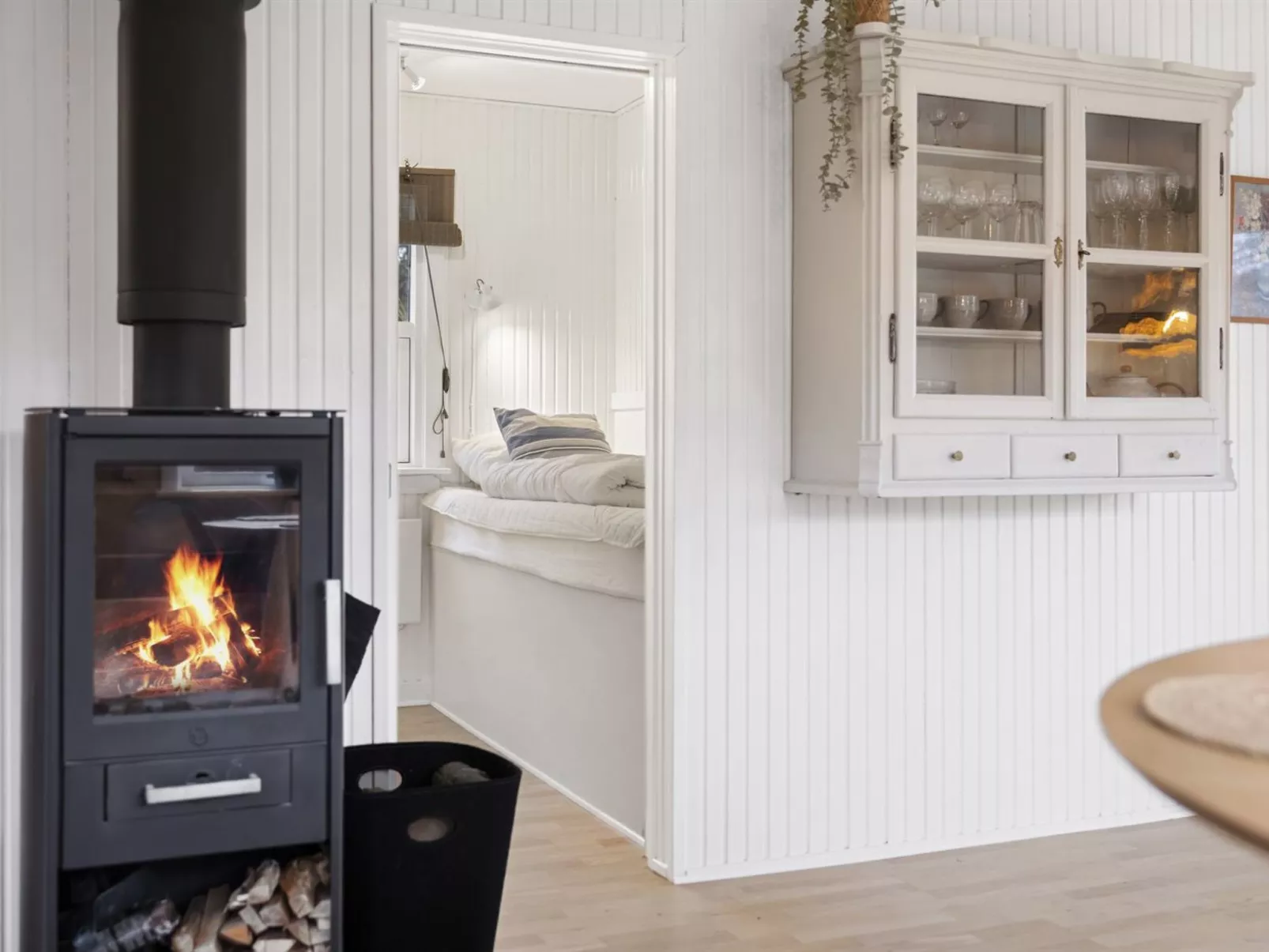 "Elaina" - 290m from the sea-Dedans