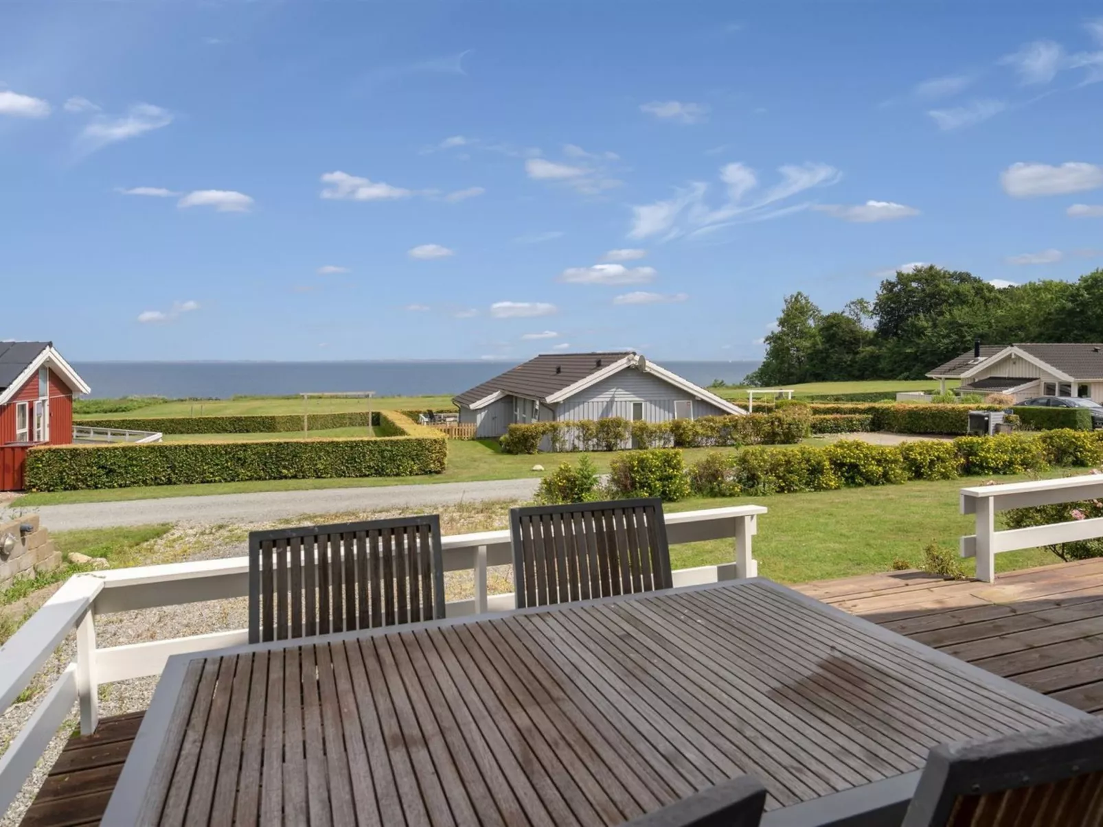 "Finn" - 100m from the sea-Dehors