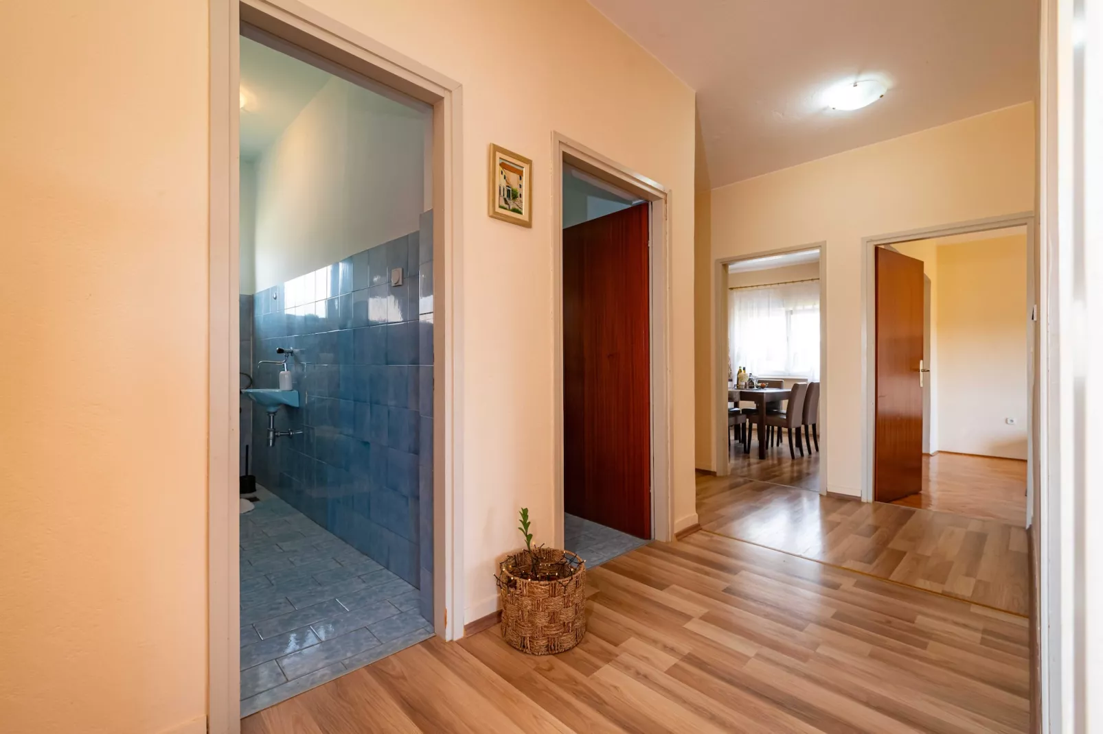 Sea view apartment Nika-Landing