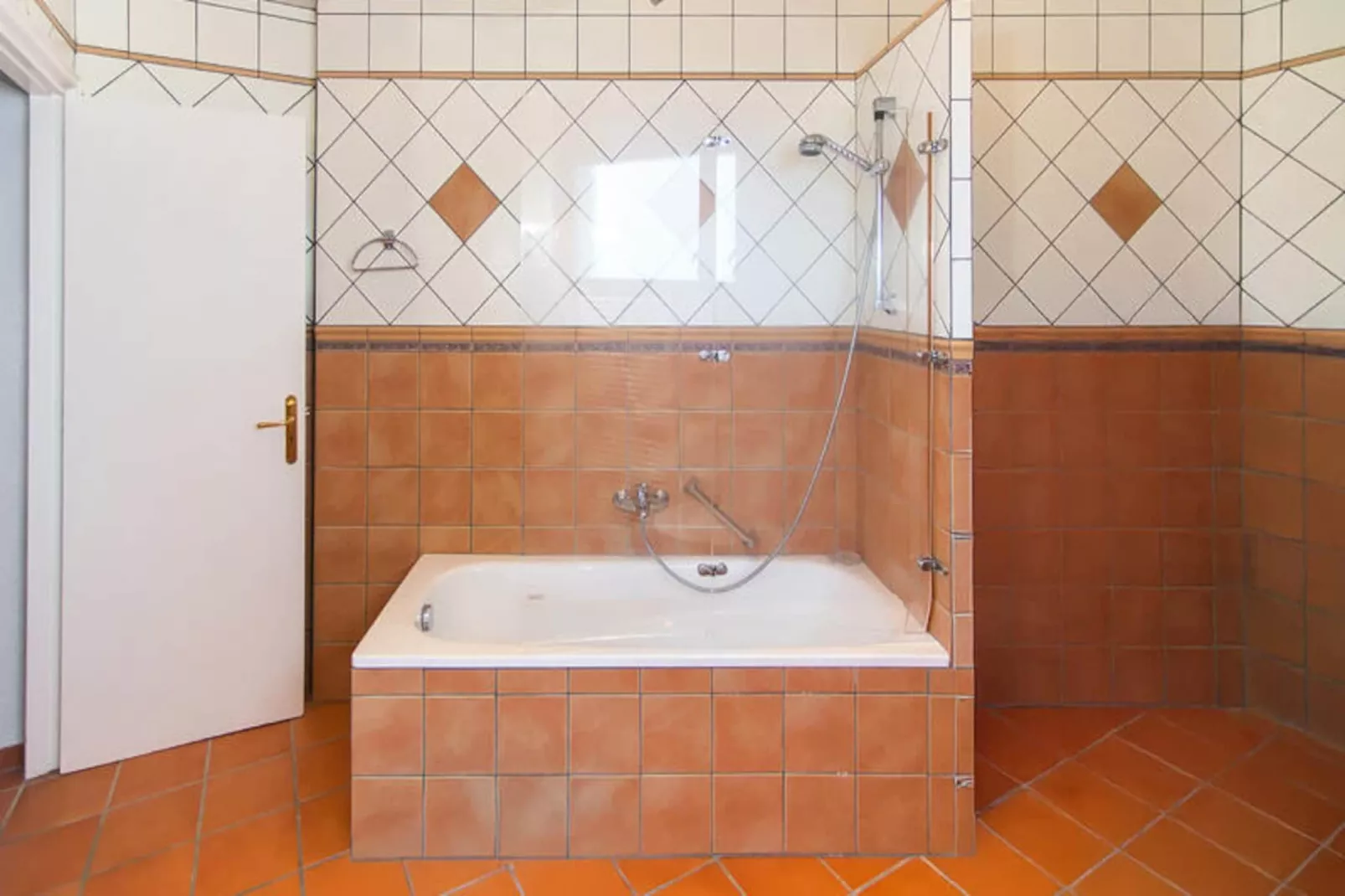 Maison à Roses-Nicht zugeordnet