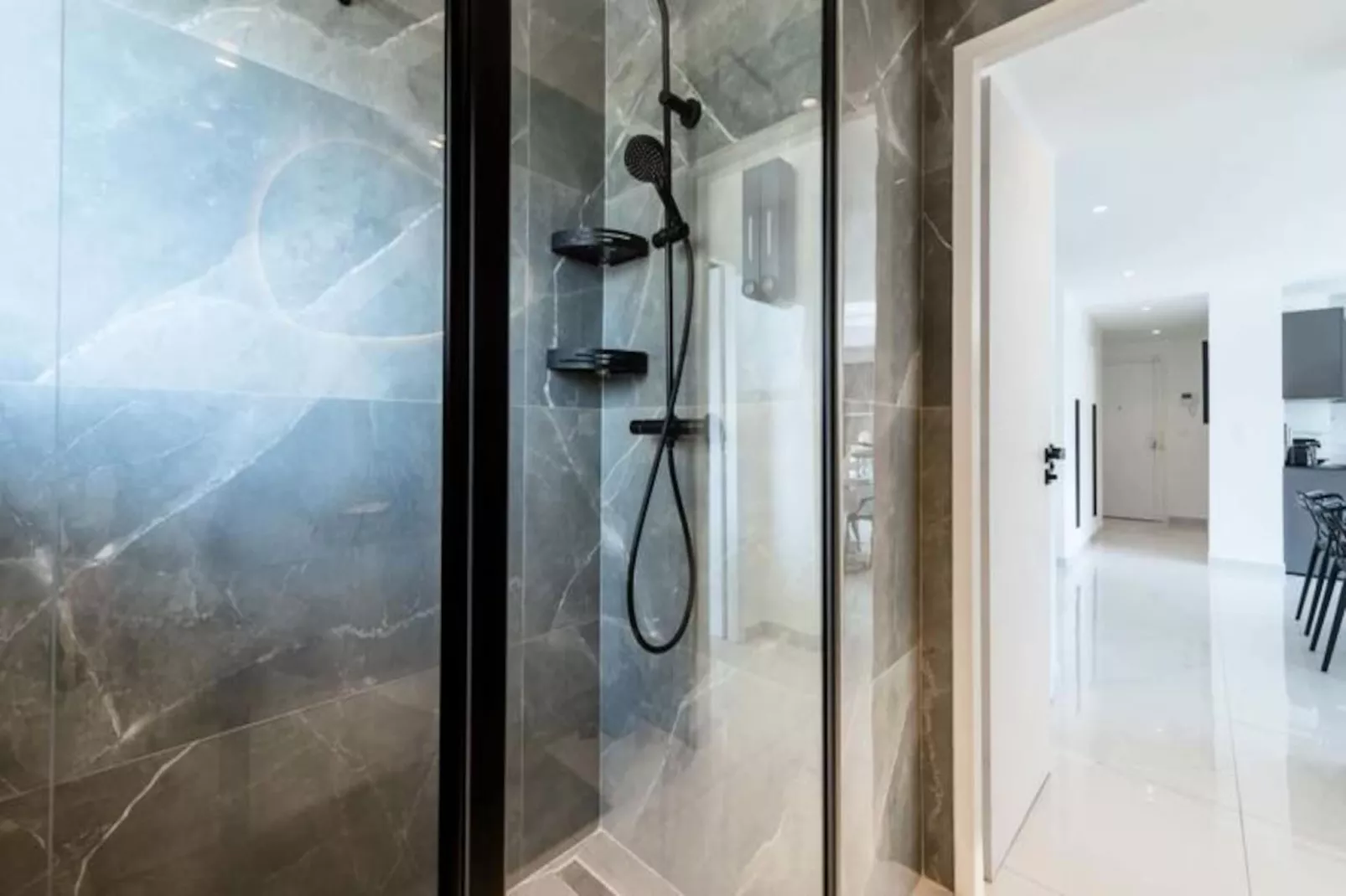 Résidence 2p Traversant, Centre Cannes, Rue D&rsquo;antibes-Non tagué