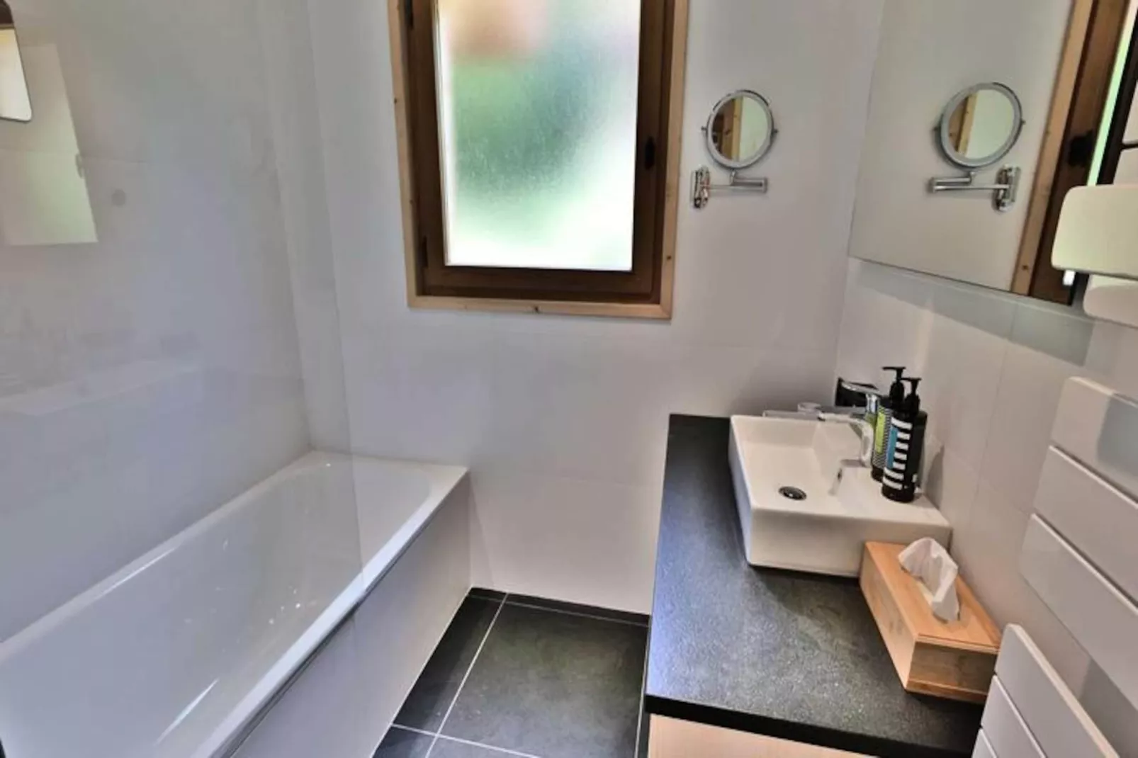 Chalet Kleros-Non tagué