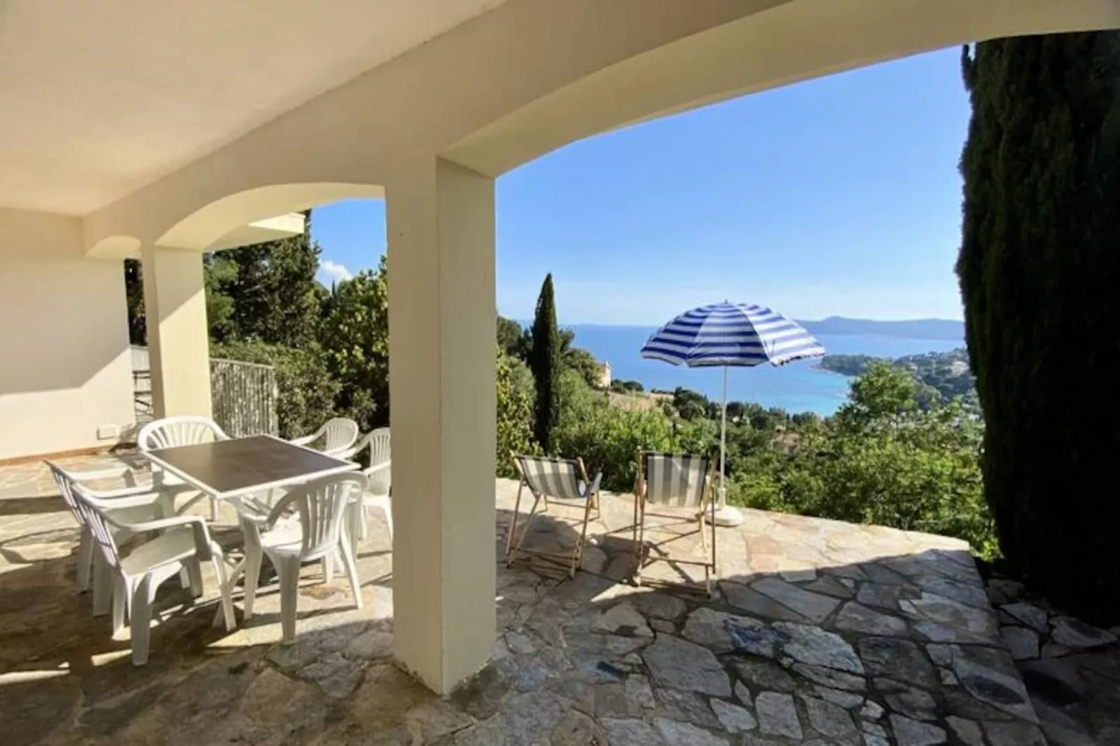 Résidence T2 Lumineux Avec Terrasse Et Vue Mer &ndash; Le Lavandou, Aiguebelle-Non tagué