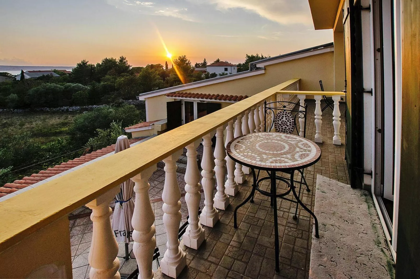 Apartments Grande Vista Starigrad Paklenica SD62 A-01 9 Pers-Terrace balcony