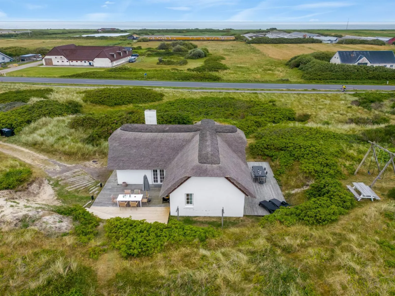 "Erle" - 200m to the fjord-Outside