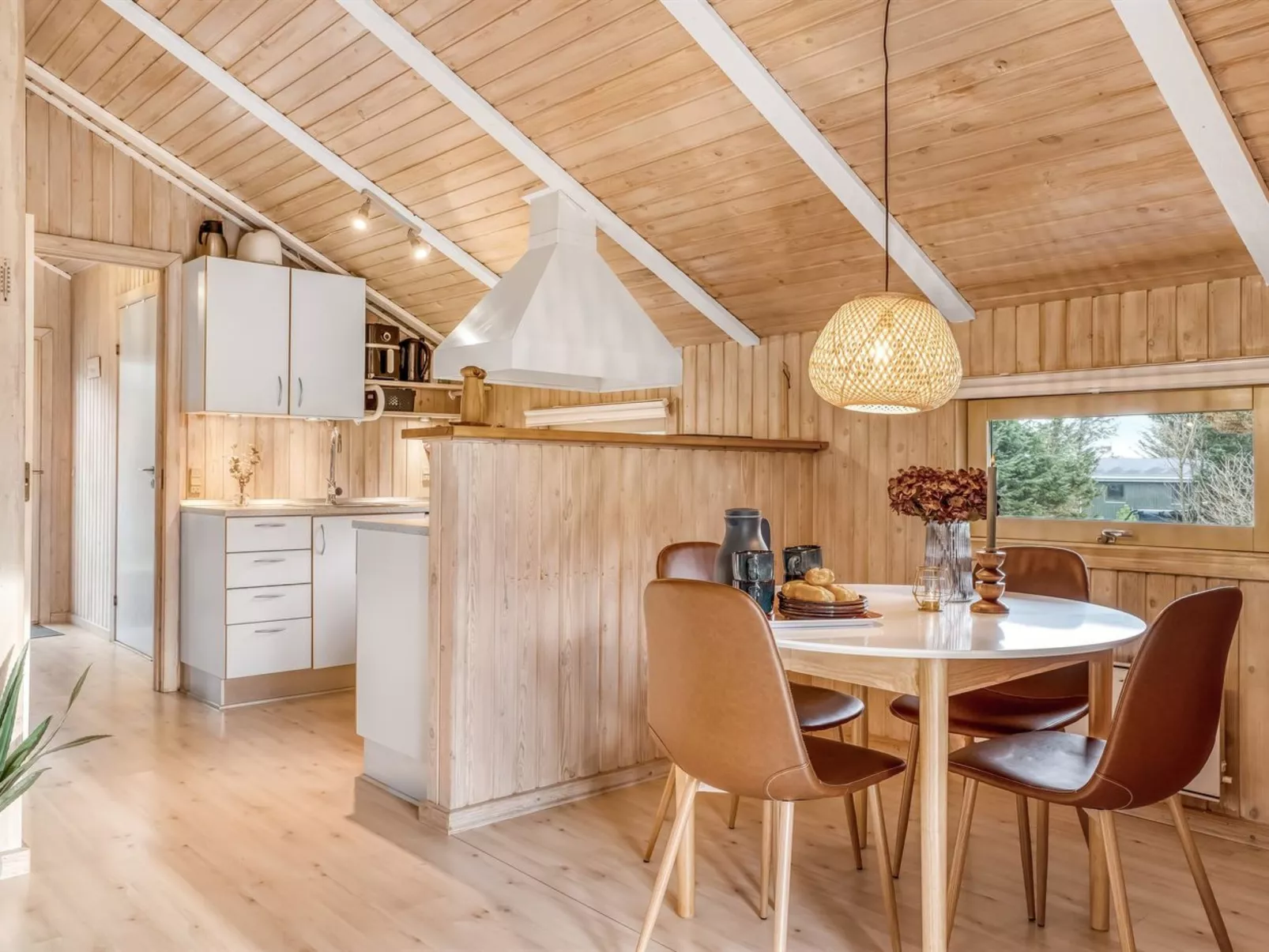 "Seda" - 600m from the sea-Drinnen