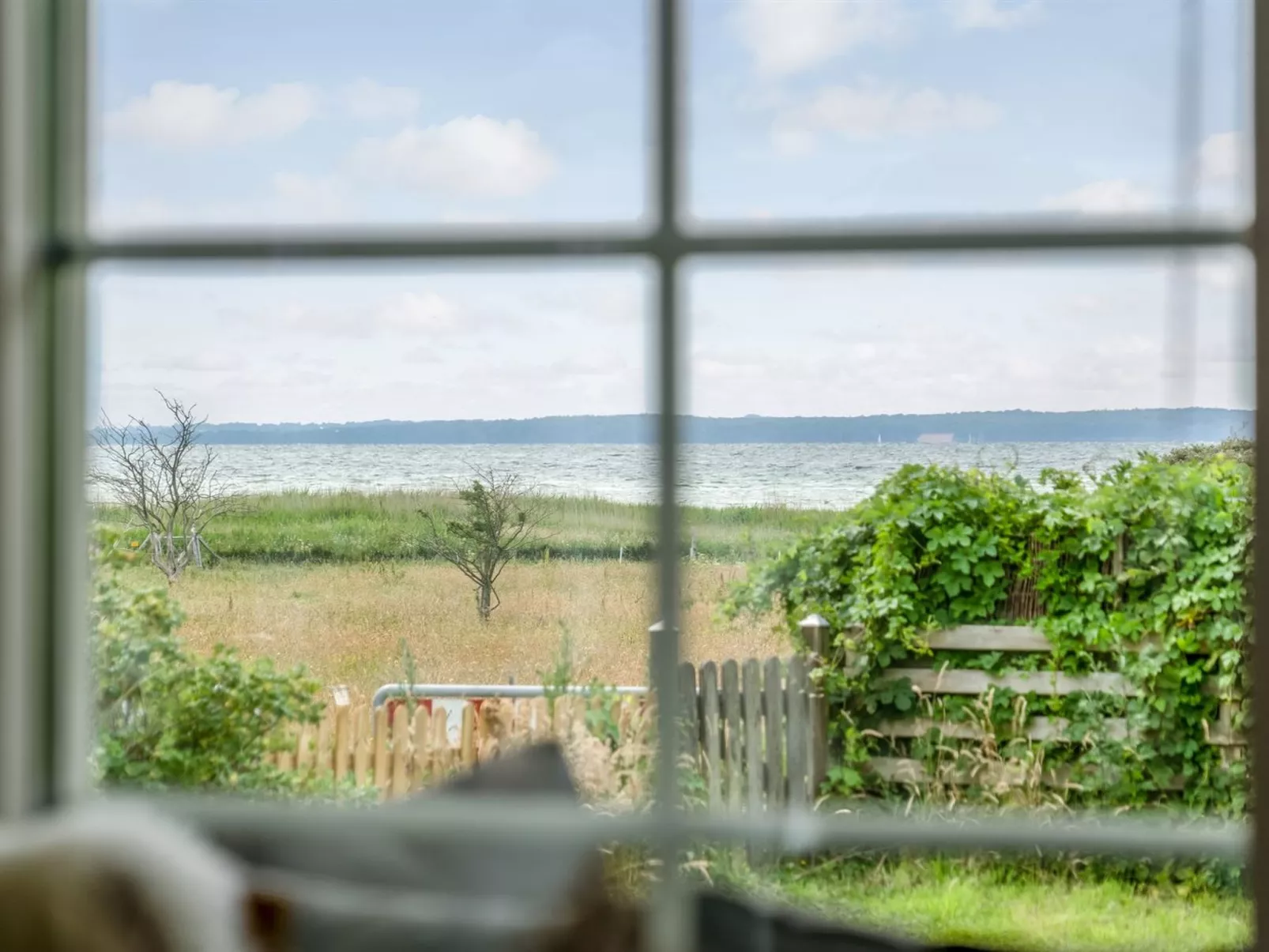 "Bernadete" - 50m to the fjord-Outside